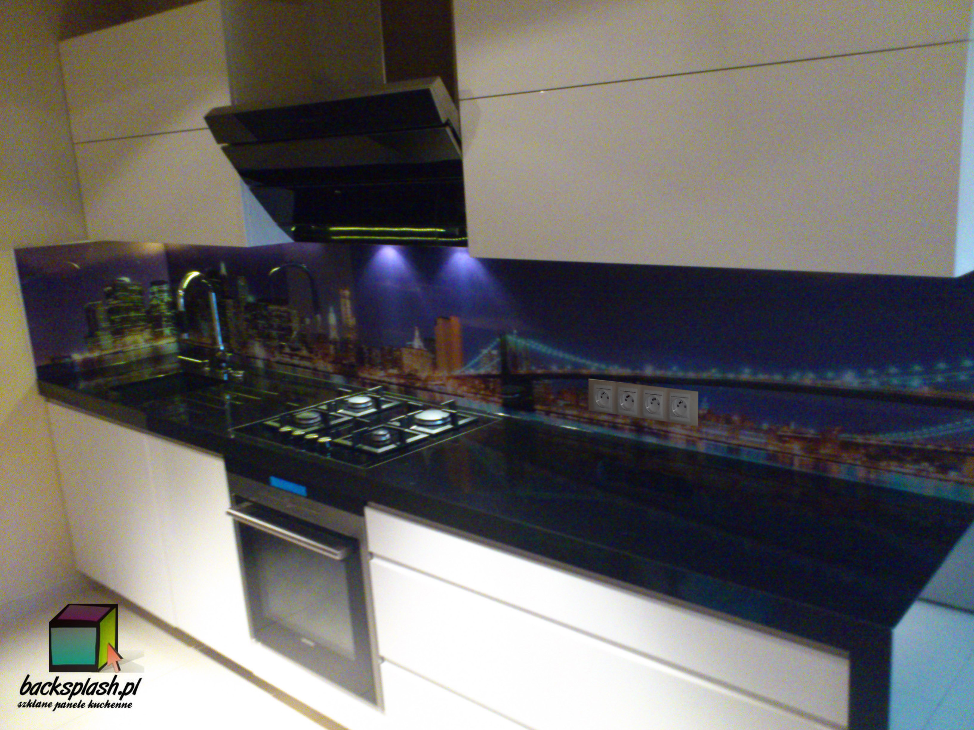 Realizacja paneli szklanych nr 59